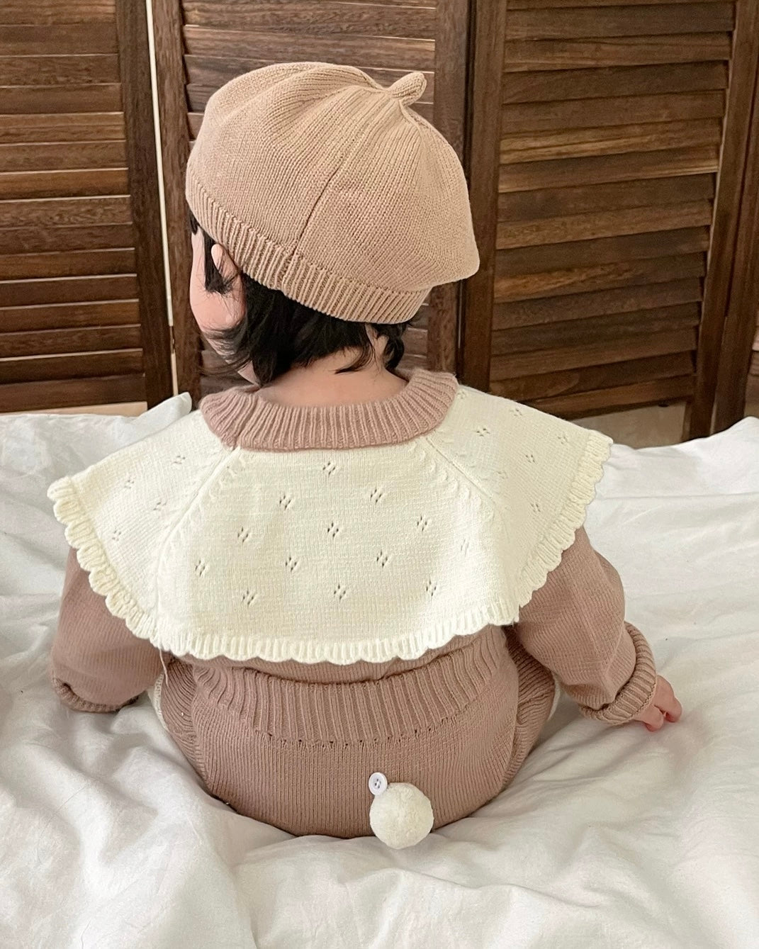 Lace Collar Knitted Baby Girl Sweater Short Pants 2pcs Set