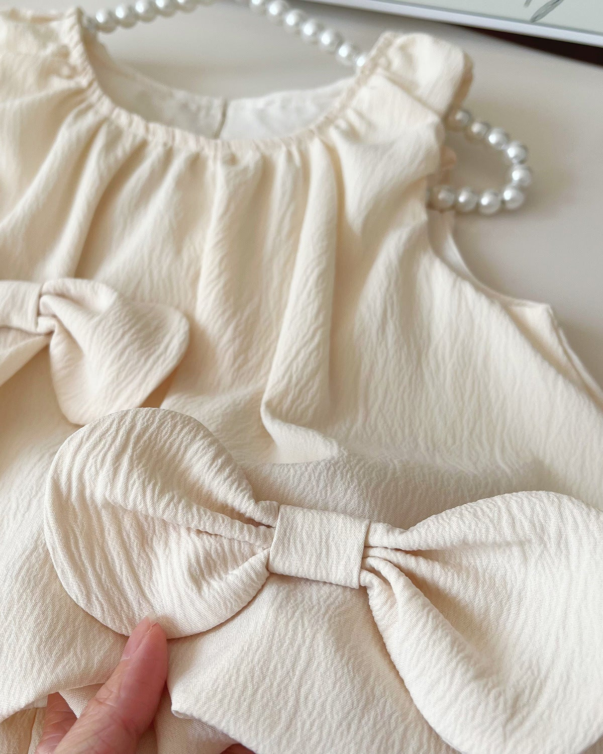Beige Sweet Bow Decor Girl Dress/Outfit