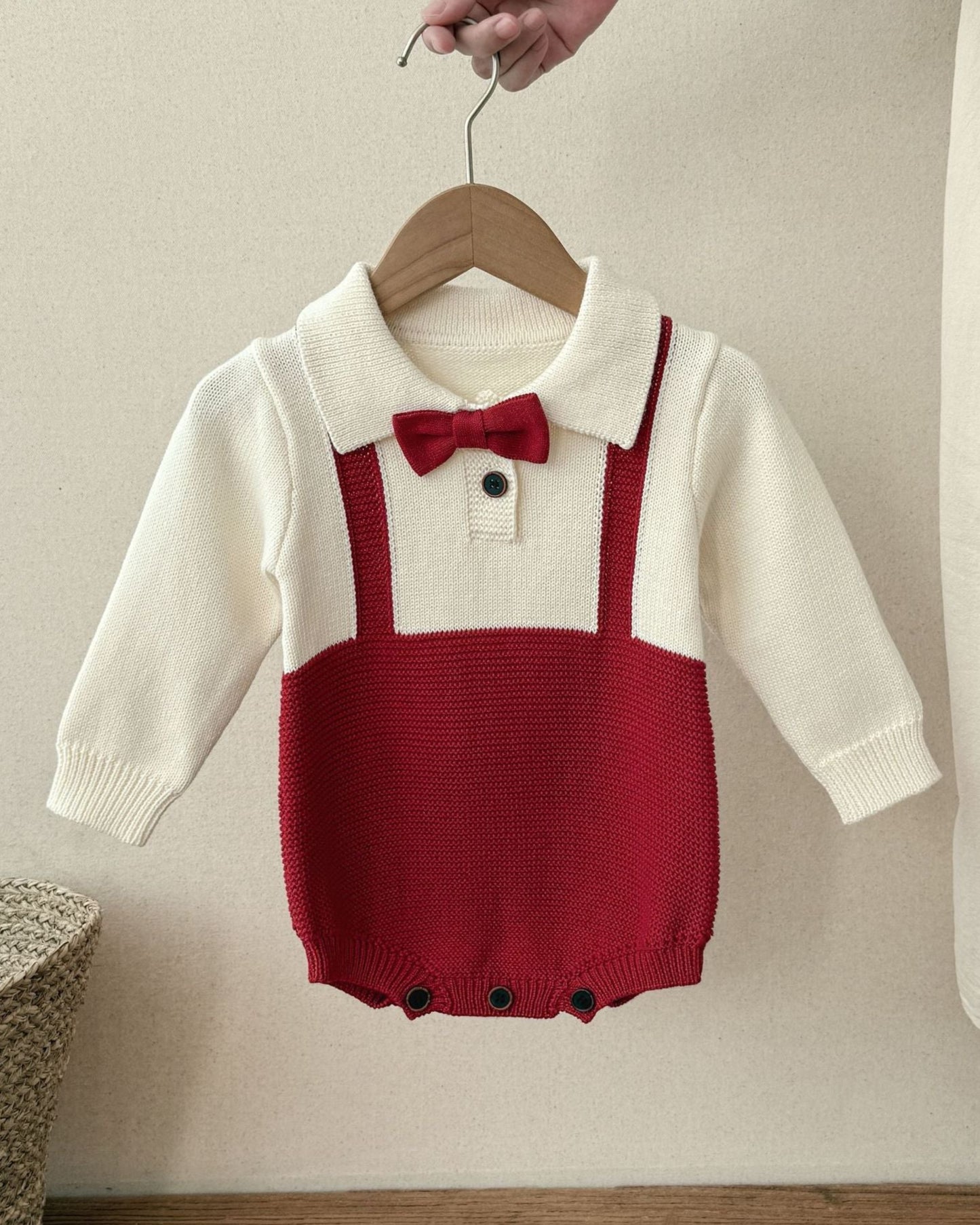 Tie Decor Long Sleeve Knitted Baby Romper