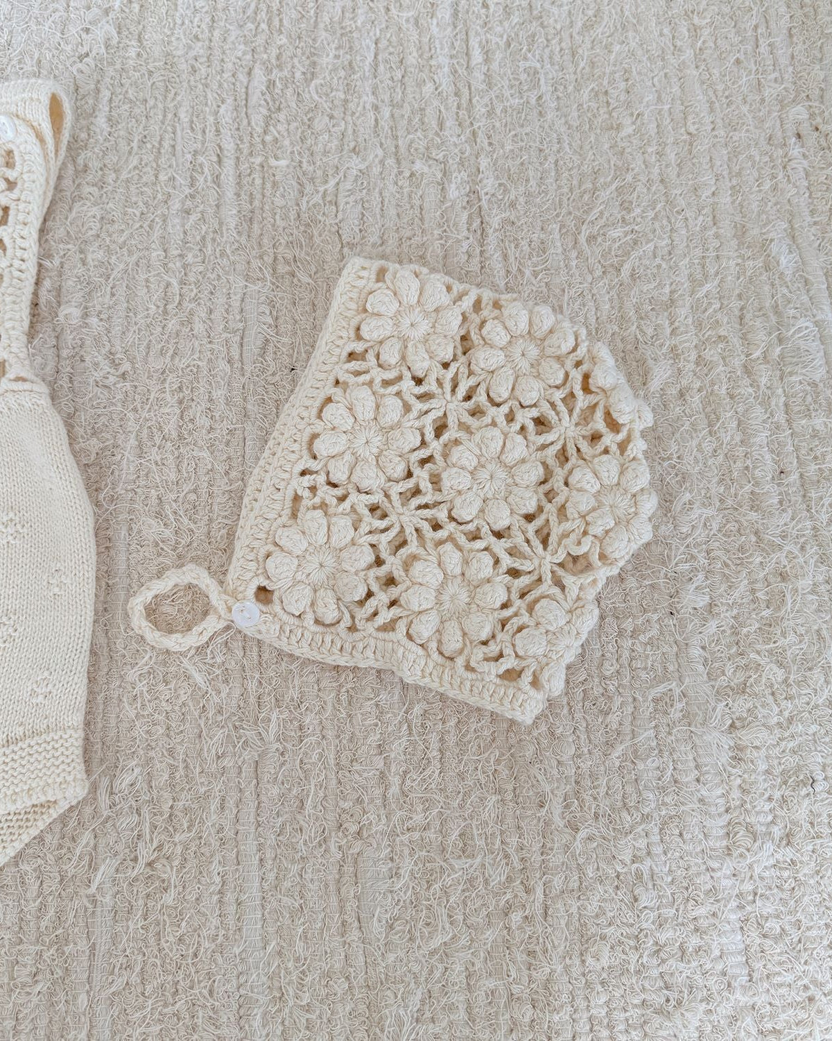 Knitted Crochet Floral Sleeveless Baby Girl Romper Hat