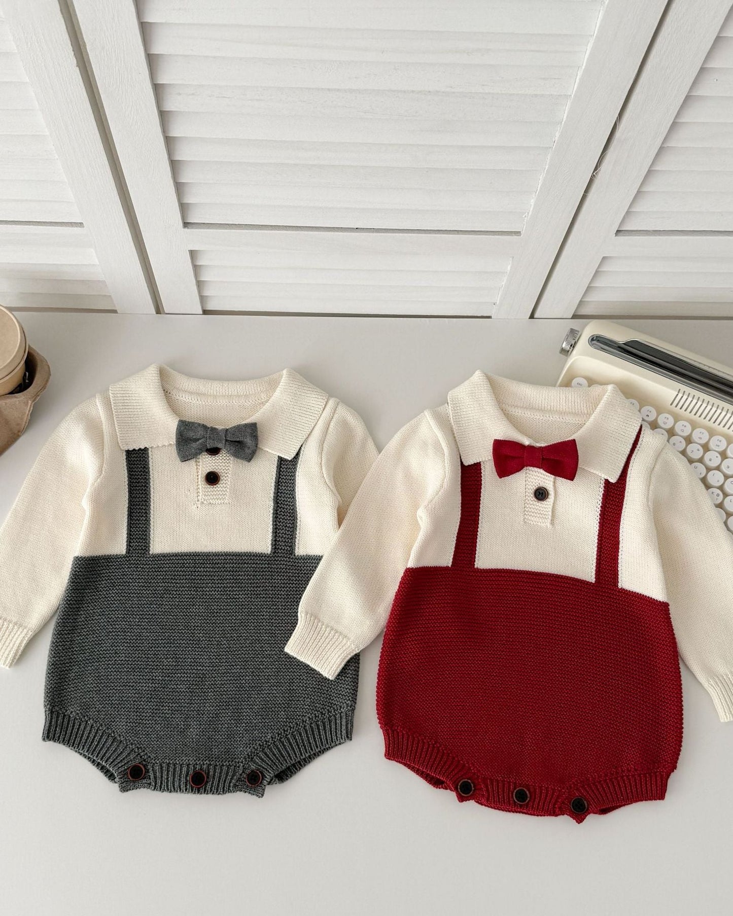 Tie Decor Long Sleeve Knitted Baby Romper