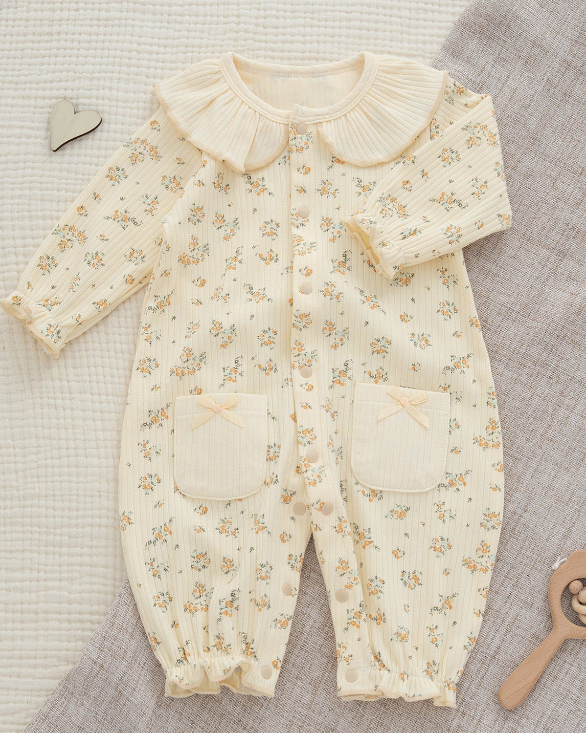 Sweet Collar Rabbit Pattern Soft Cotton Baby Jumpsuits