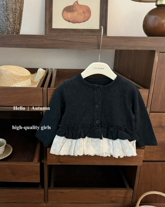 Gray Lace Decor Girl Sweater Bloomers Set