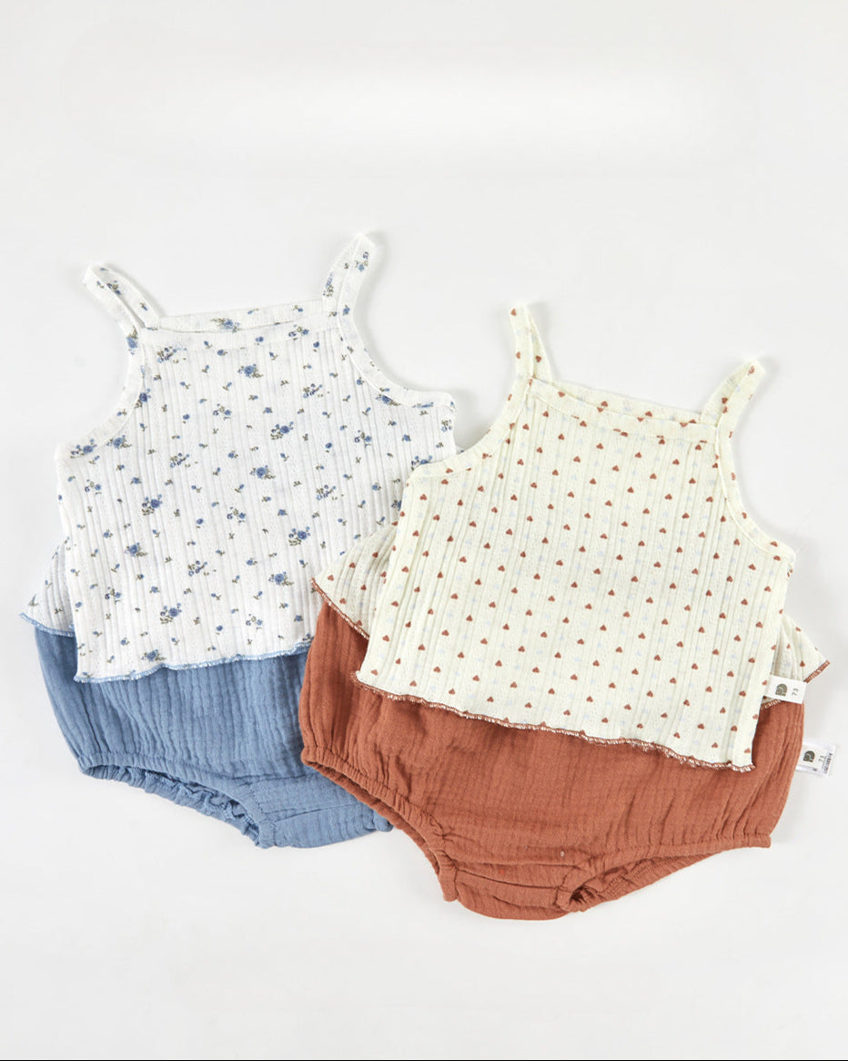 2pcs Floral Heart Breathable Baby Vest&Pants Set