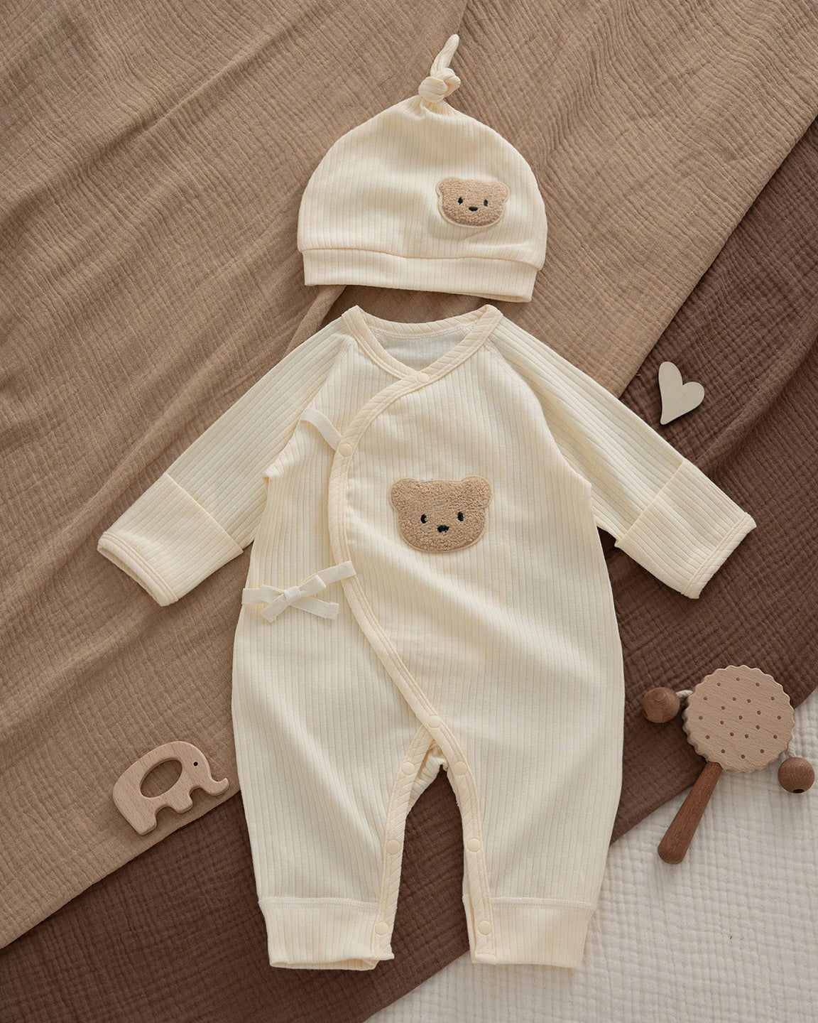 Bear Pattern Solid Color Cotton Long Sleeve Baby Jumpsuits Hat