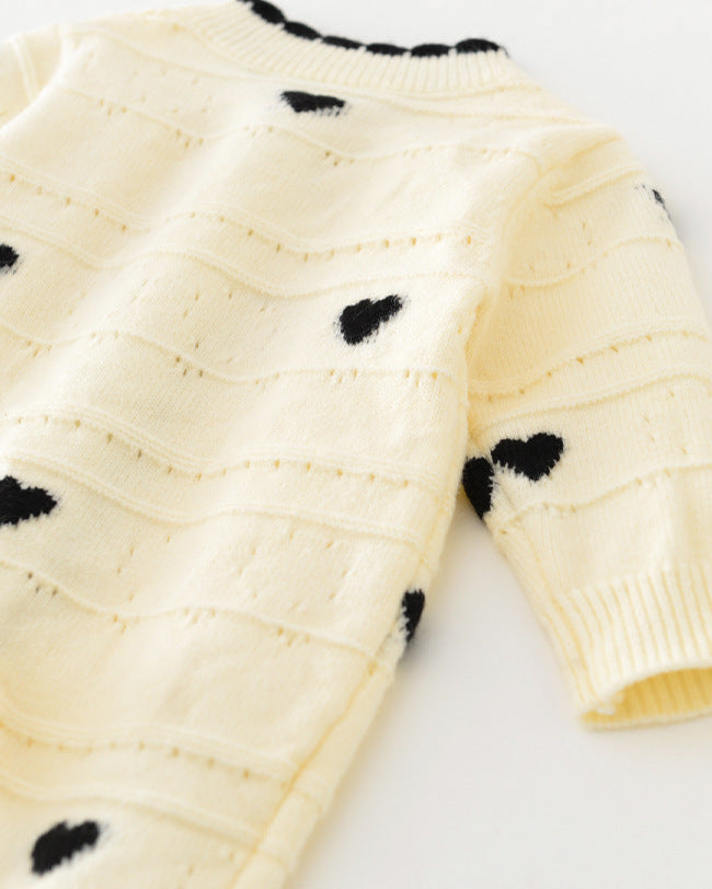 Heart Decor Knitted Buttoned Long Sleeve Baby Jumpsuits