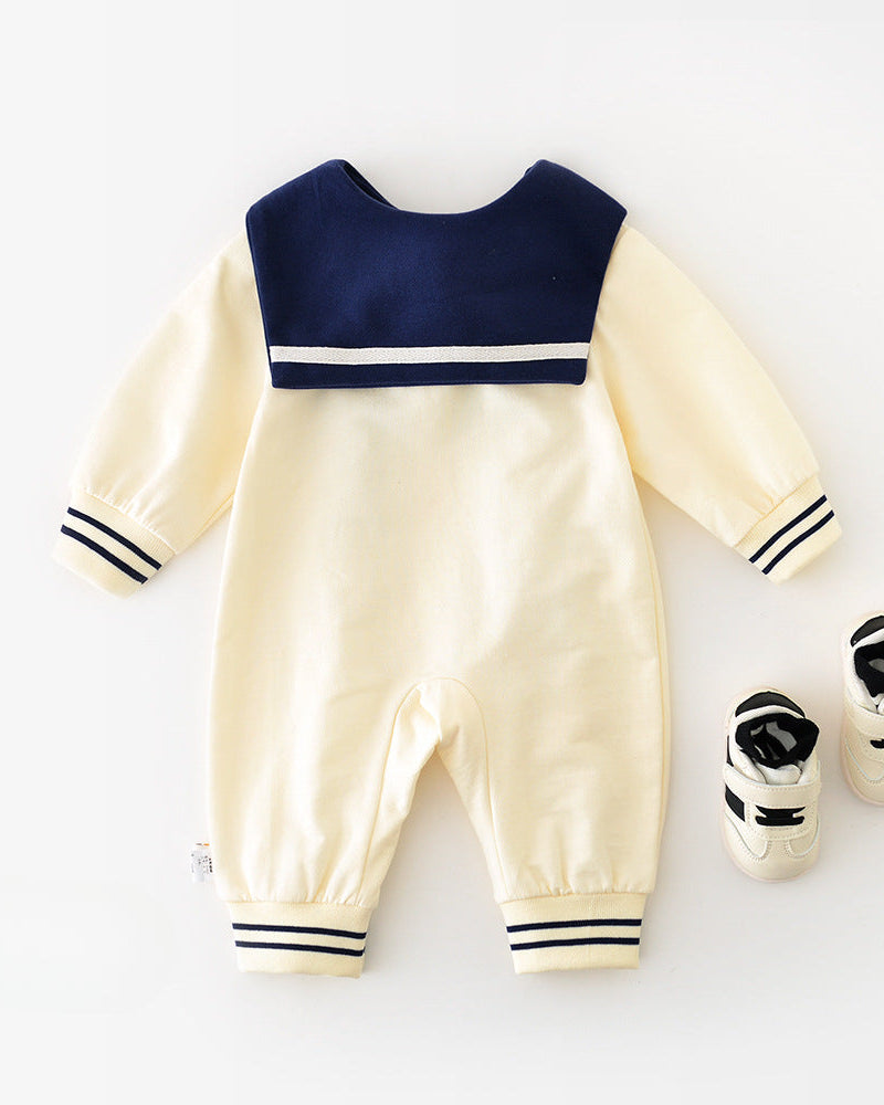 Baby jumpsuit with navy collar and bear detail