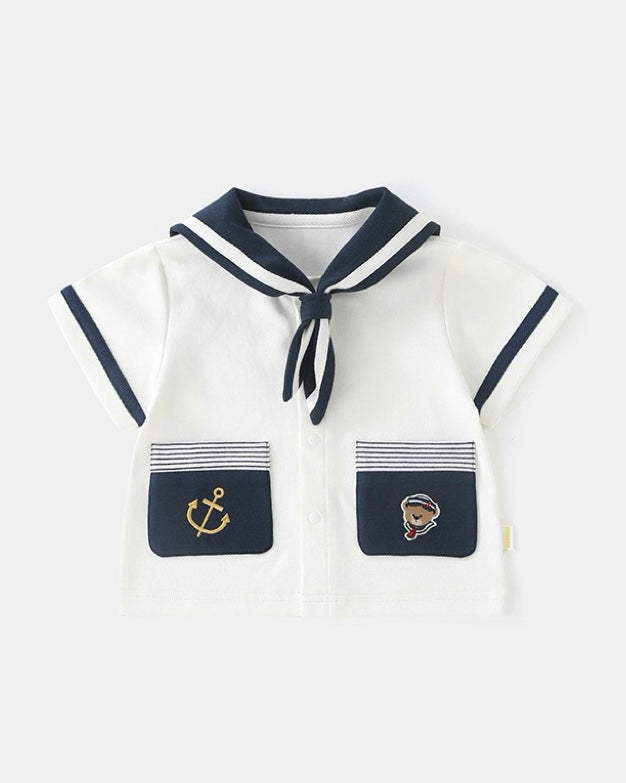 Short sleeve baby jumpsuit set with navy collar and pocket detail