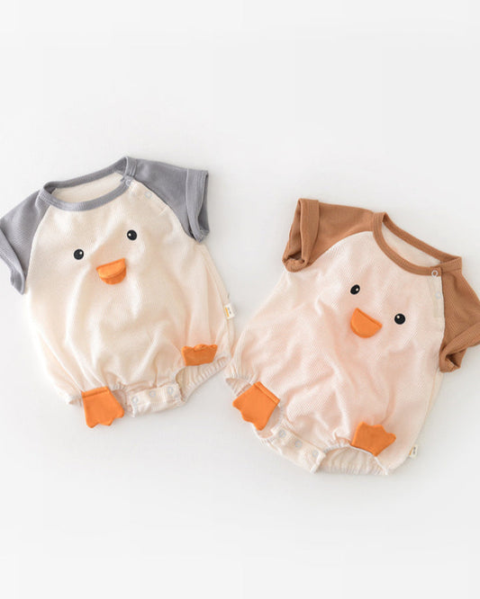 Penguin pattern short sleeve baby romper
